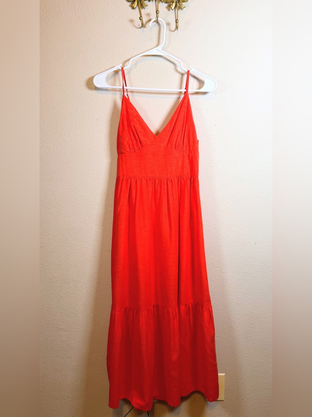 Jessica Simpson Bright Orange Spaghetti-Strap Midi Dress. Size S